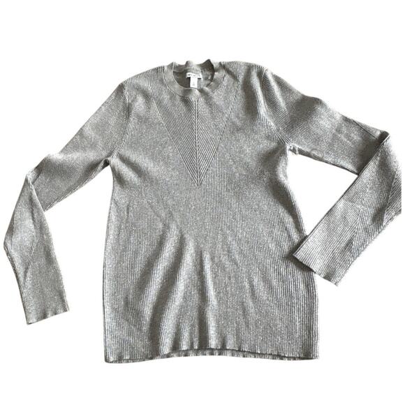 Silver Ribbed Metallic Stretch Sweater Longline Fit NWT Small - Picture 4 of 6